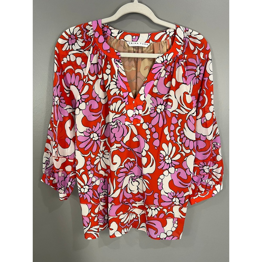 Trina Turk Blouse Womens M Red Floral Great Silk Blend V-Neck 3/4 Sleeve Top